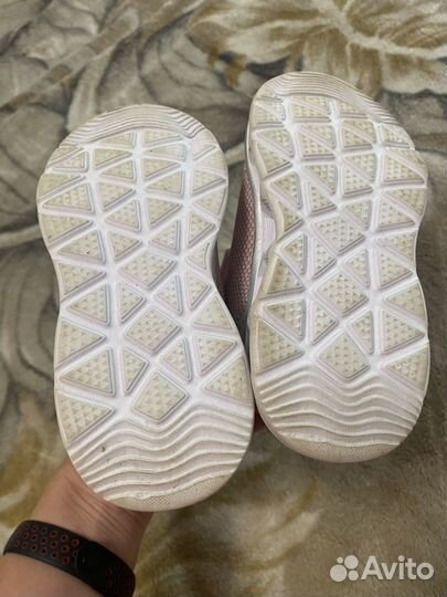 Кроссовки для девочки 26 размер