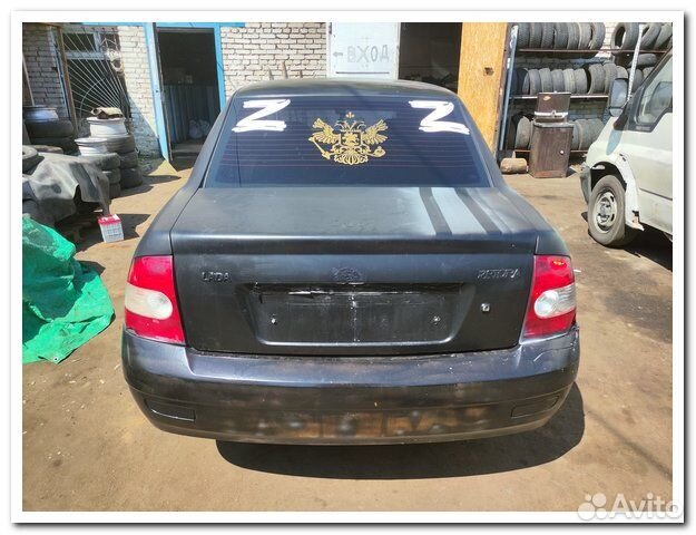 LADA priora седан 2008 (разбор по запчастям)