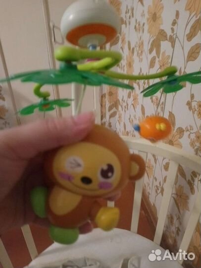 Мобиль на кроватку с проектором