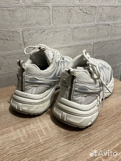 Кроссовки женские белые