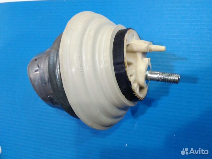 Опора двигателя 2.0L Jaguar XF XJ XE