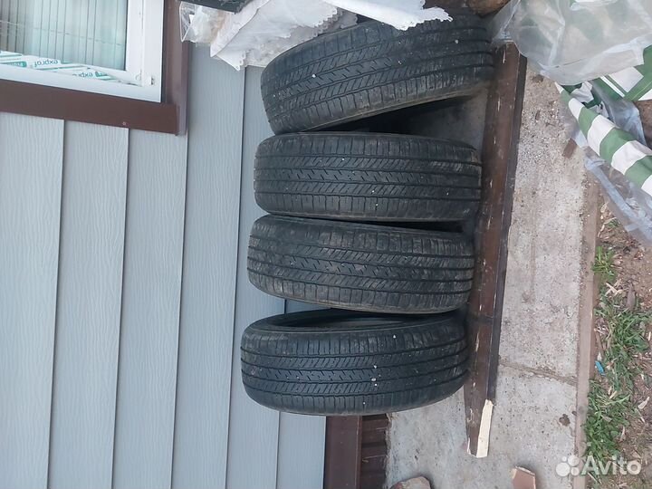 JCB Sitemaster 225/60 R17