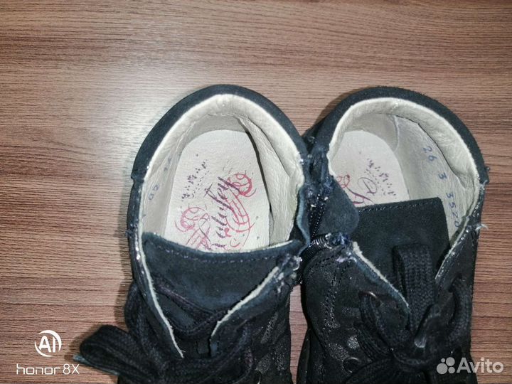 Ботинки для девочки