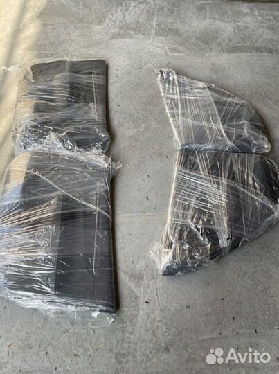 Обшивка двери передней левой Киа Рио 4