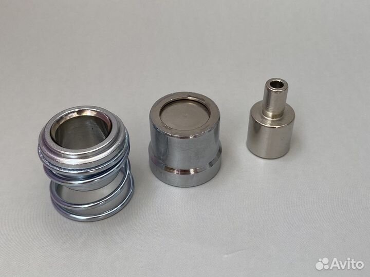 Насадка для обтяжки пуговиц