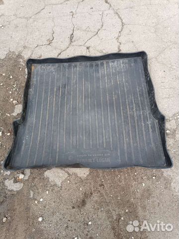 Коврик багажника на Рено Логан