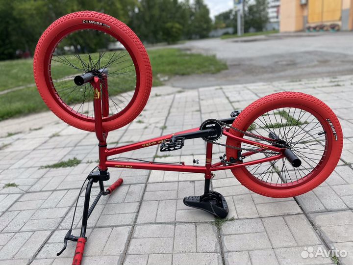 Трюковой велосипед BMX новый