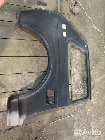 Крыло задние правое