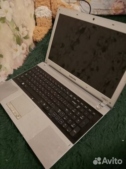Samsung rv520