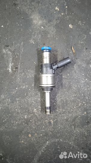 Форсунка топливная Ауди Audi A8 3,0 CRE