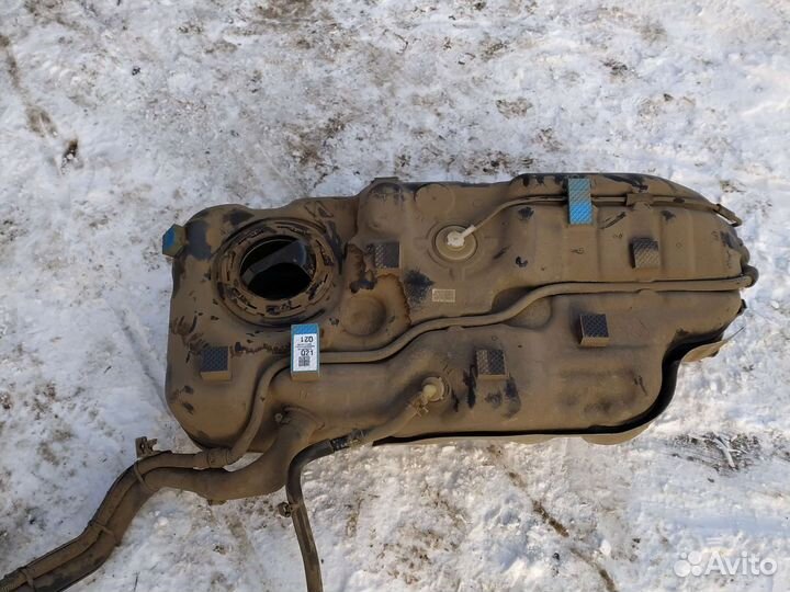 Топливный бак KIA seltus