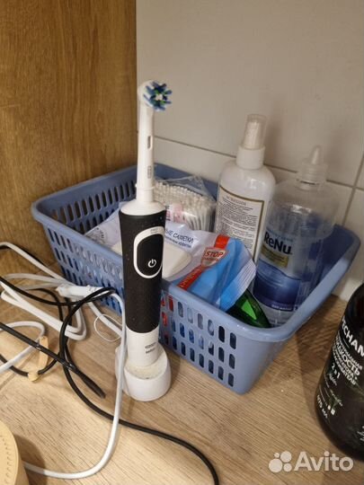 Зубная щетка