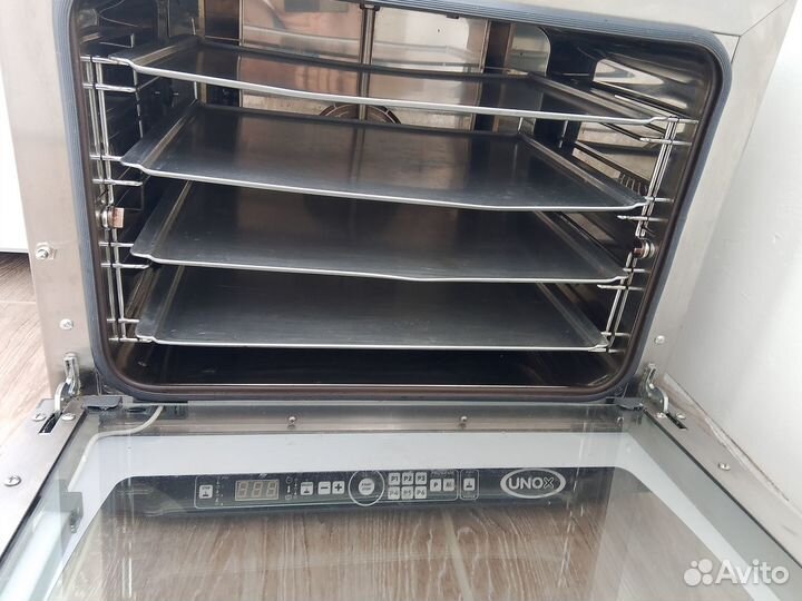 Печь конвекционная unox XFT135