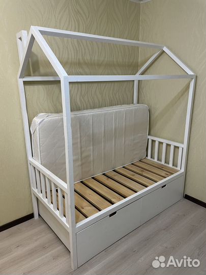 Детская кровать-домик