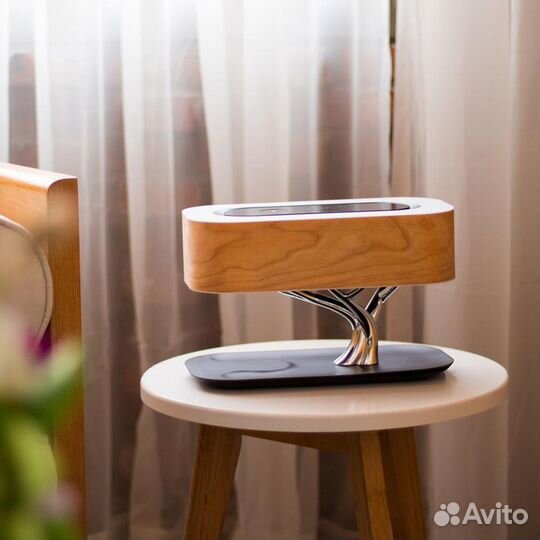 Стильная лампа+зарядное устройство+колонка