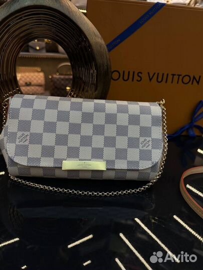 Сумка Louis Vuitton Favorite