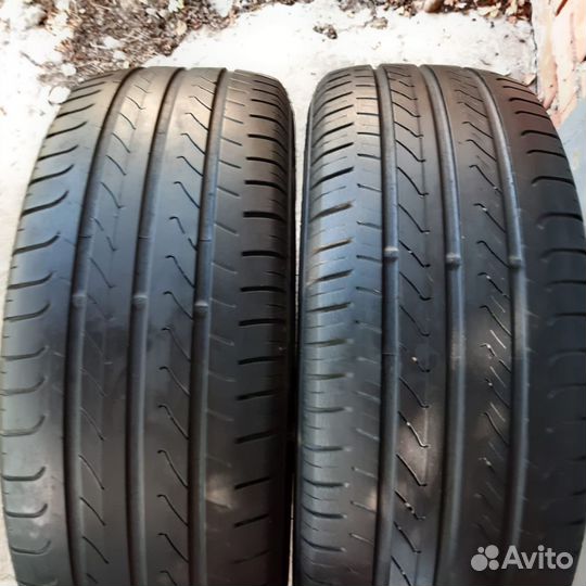 GT Radial Champiro FE1 195/60 R15