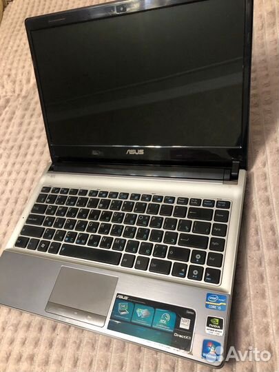 Ноутбук asus