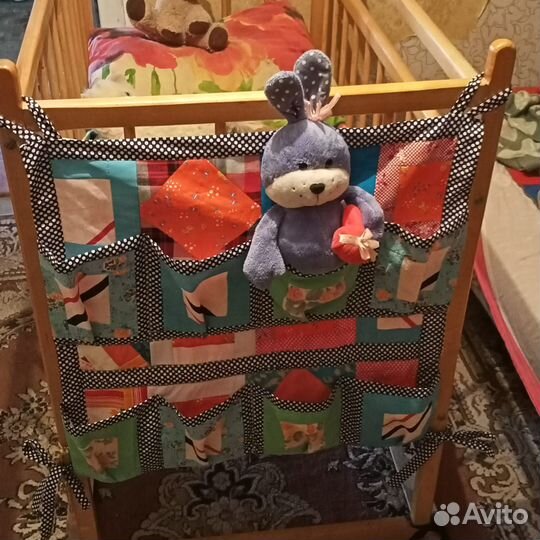 Кармашки на кроватку