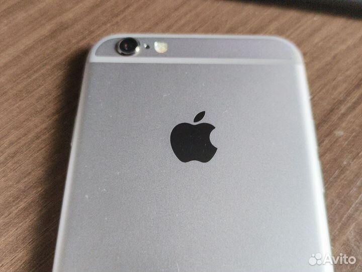 iPhone 6S, 32 ГБ