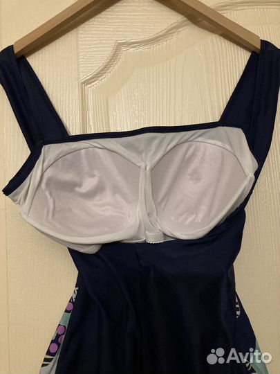 Купальник женский слитный 48р