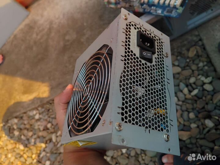 Блок питания для пк 700w