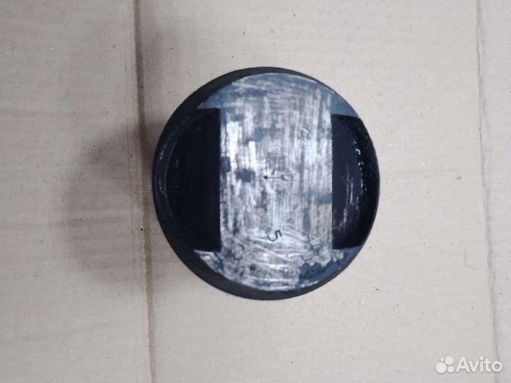 Поршень Днепр норма б/у