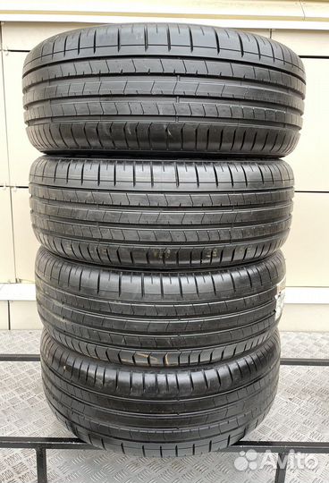 Pirelli P Zero PZ4 235/50 R20