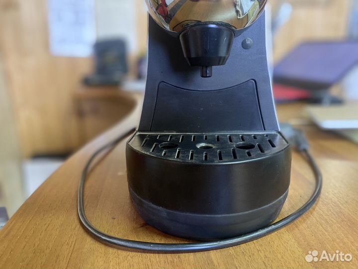 Кофемашина капсульная Kaffit RC-1802