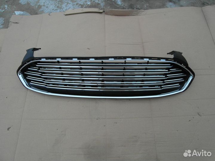 Решётка радиатора Тайвань Ford Mondeo 5 2015-2019