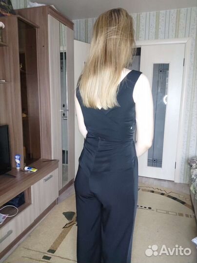 Комбинезон женский