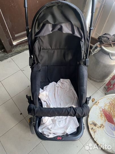 Каляска прогулочная