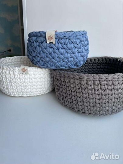 Вязаная корзина для хранения