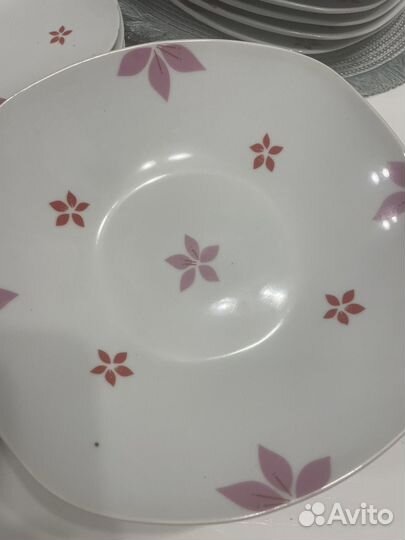 Набор тарелок