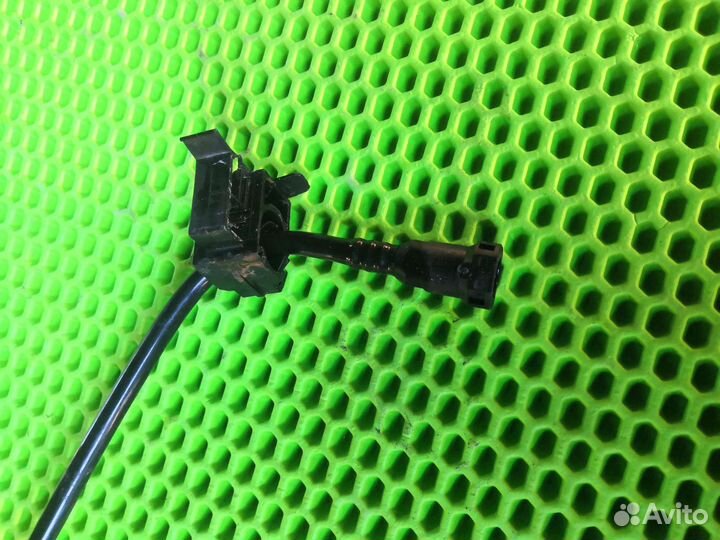 Трубка вакуумного усилителя Пежо 206