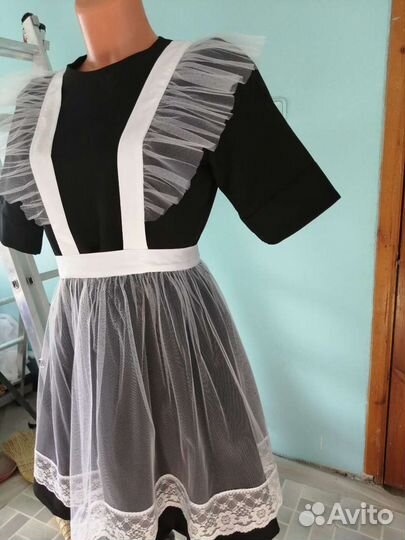 Форма школьная новая. Фартук. Платье