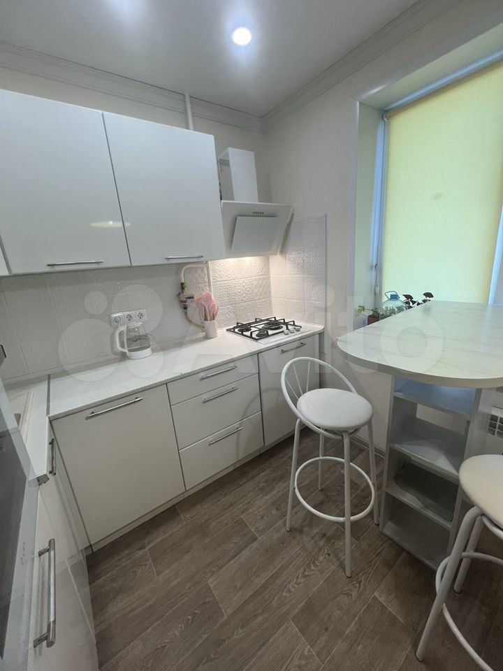 2-к. квартира, 53 м², 6/9 эт.