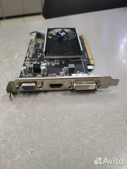 Видеокарта PCI-E AMD radeon R7 240 2GB sapphire