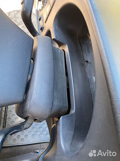 Подрулевой кожух Saab 900 2