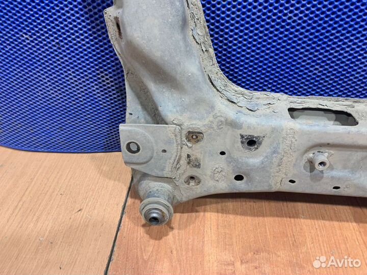 Подрамник Nissan Qashqai