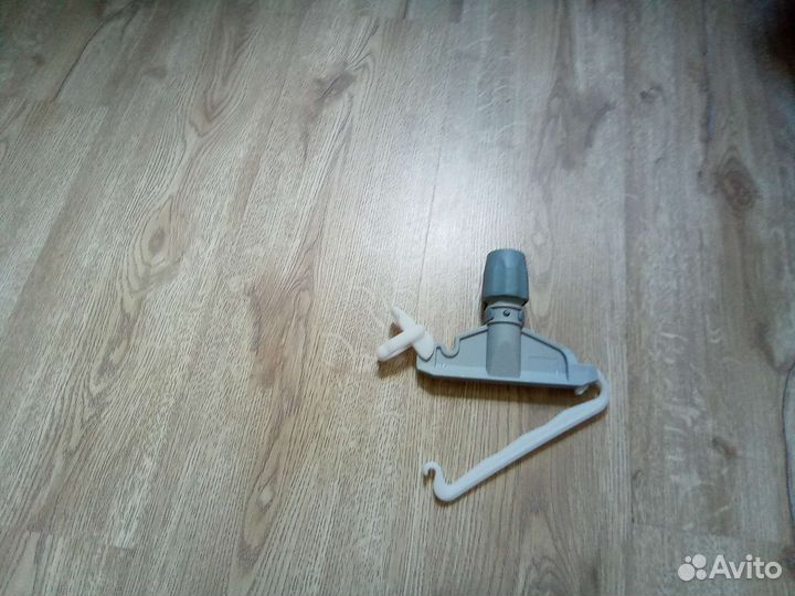 Держатель мопа