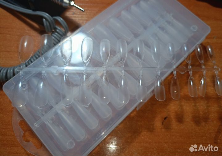 Верхние формы, типсы, зажимы, безворс. салфетки