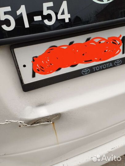 Крышка багажника Тойота Lit айс Ноах