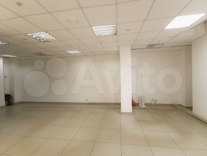 Продам торговое помещение, 157 м²