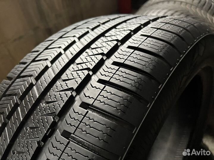 Vredestein QuaTrac 5 255/45 R20 105W