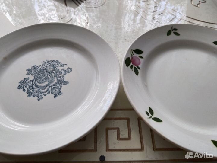 Тарелки плоские