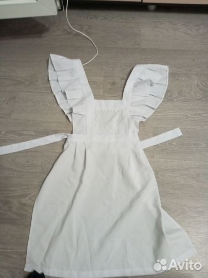 Школьный фартук