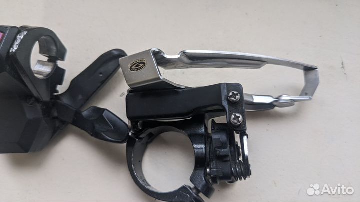 Манетка Shimano Deore SL-M590