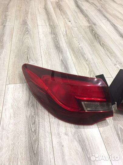 Продам фонари задние на Opel astra j рестайлинг