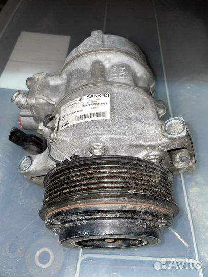 Компрессор кондиционера Mercedes w205 C-class